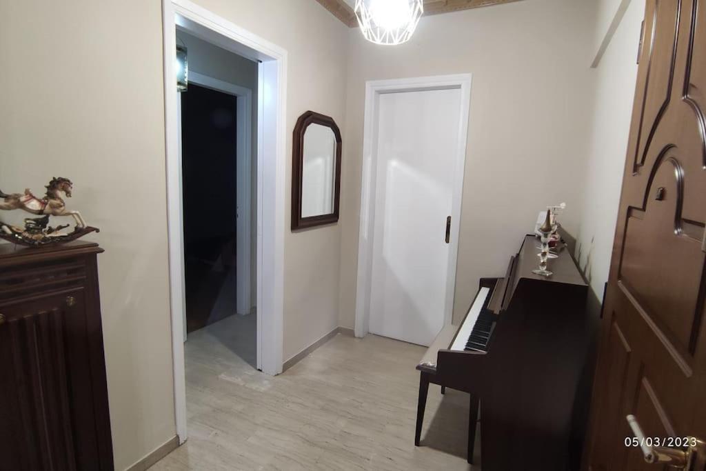 Sq Varnava Appartment Athene Buitenkant foto